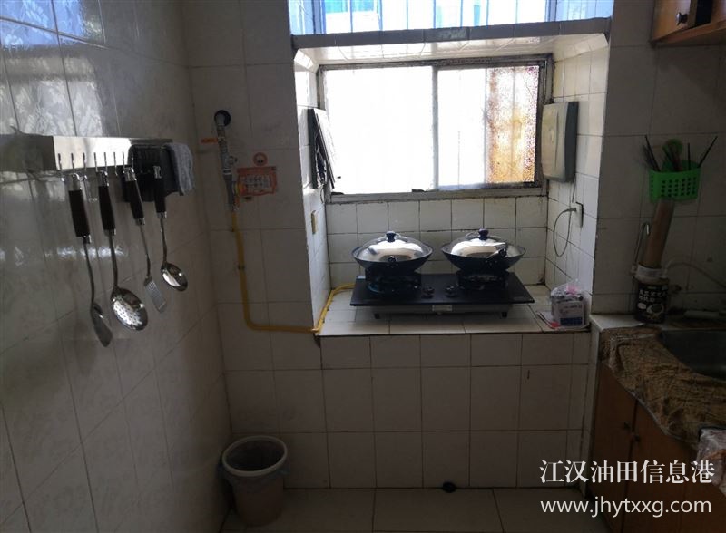 广华江钻二楼出租12月28日拎包入住