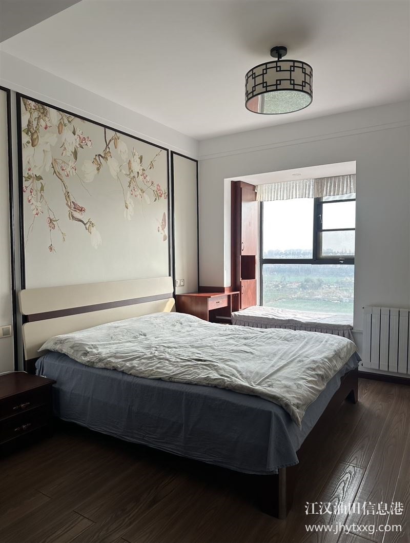 君天下电梯暖气房出售