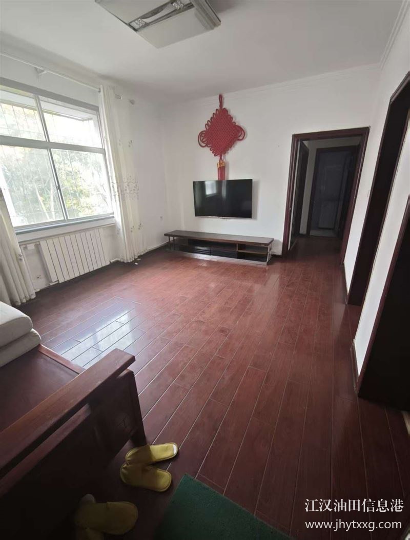 出售建新小区三楼84平，电话19872322819